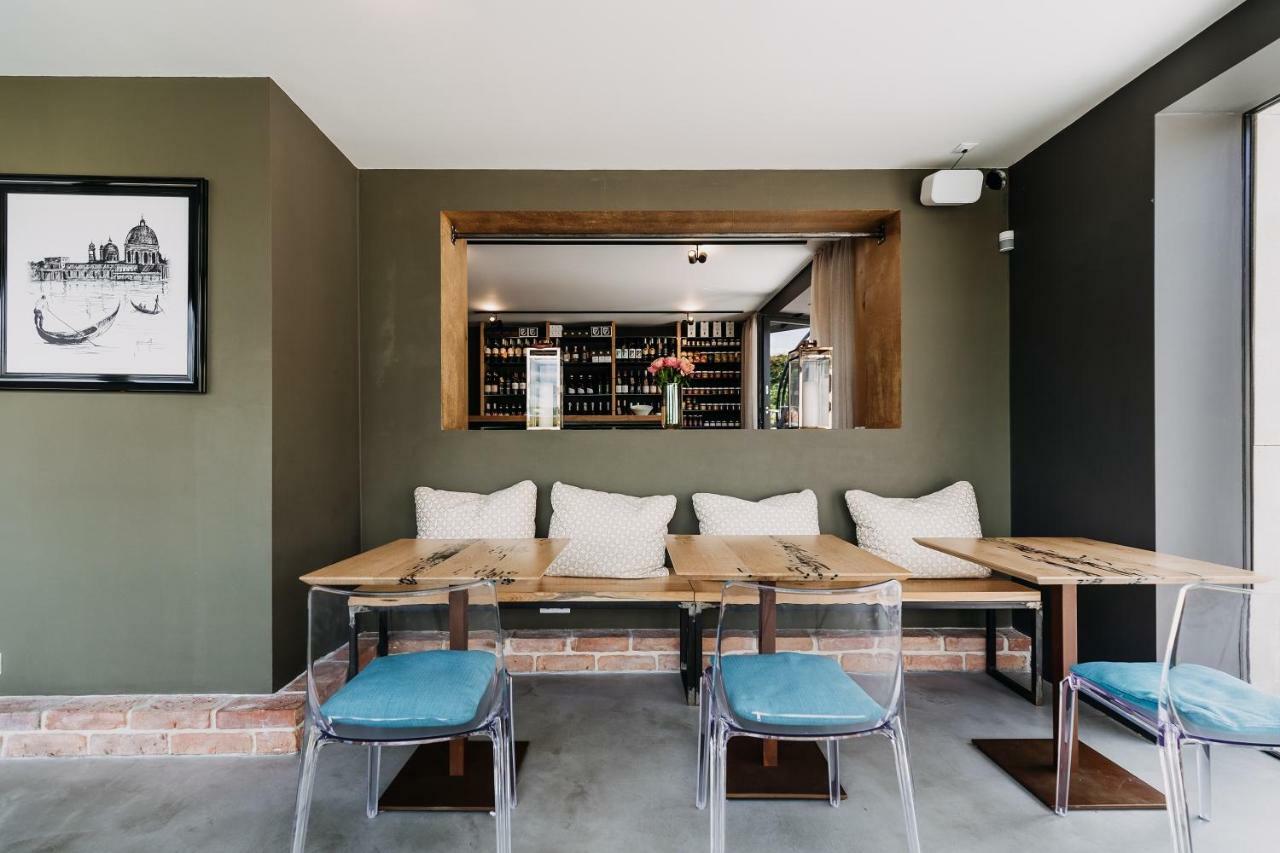 Villa Bricola - Boutique Apartments Карлови Вари Екстериор снимка